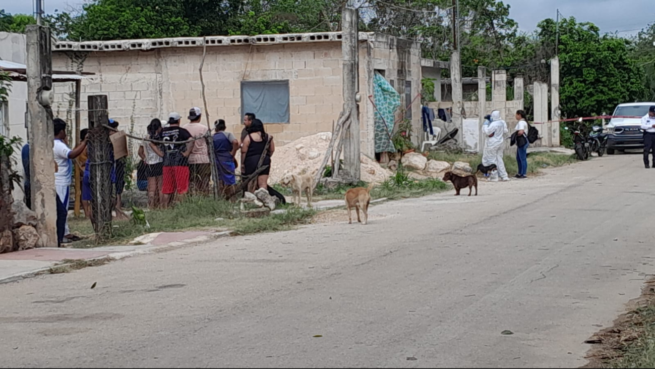Familiares y vecinos alertaron a las autoridades tras descubrir la tragedia en la colonia Fátima Familiares y vecinos alertaron a las autoridades tras descubrir la tragedia en la colonia Fátima