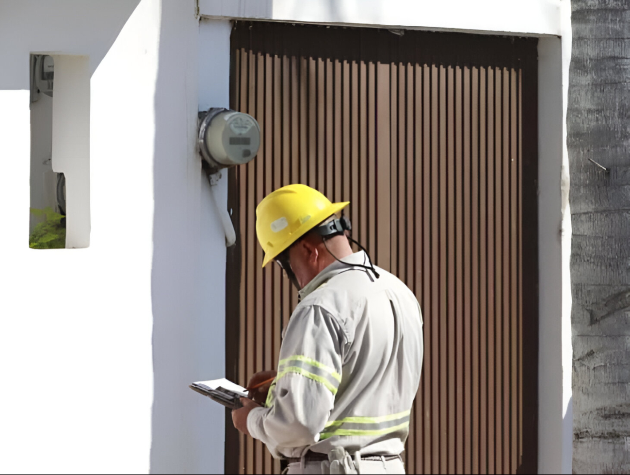 La CFE realizará visitas domiciliarias en abril para revisar medidores de luz y detectar irregularidades