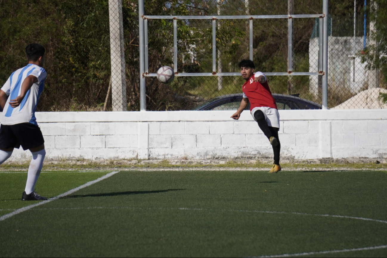 Partidos reñidos definieron triunfos ajustados para TV Independiente, Capital 21, y Weritos Partidos reñidos definieron triunfos ajustados para TV Independiente, Capital 21, y Weritos