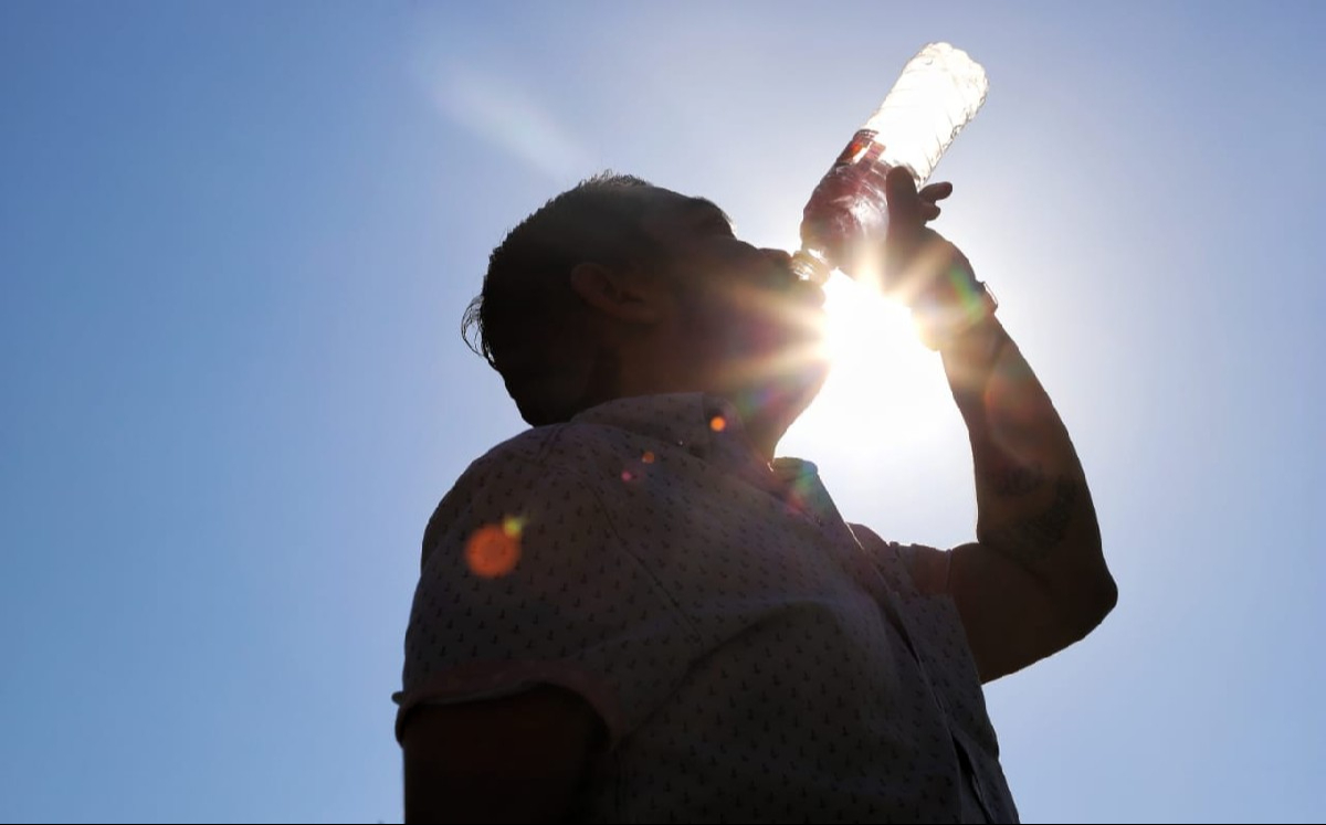 ¿Cómo evitar la deshidratación durante esta temporada de calor en Quintana Roo?