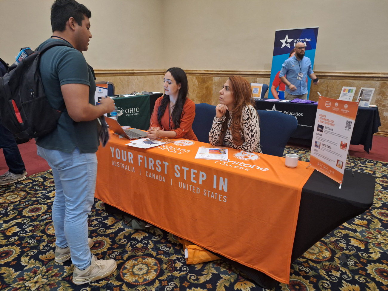 25 universidades de EE.UU. presentes en el evento para atraer estudiantes mexicanos.