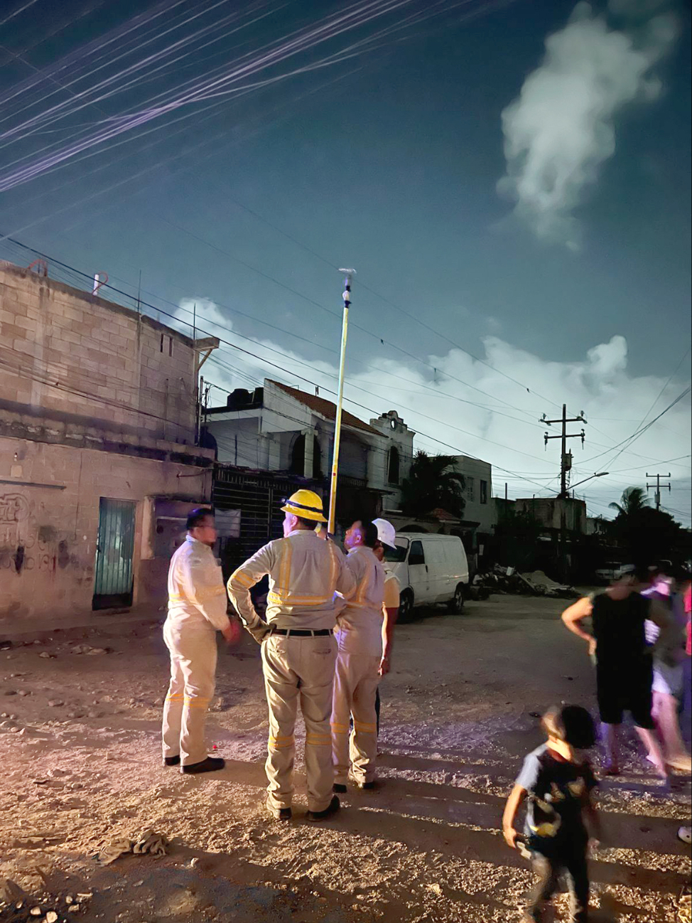 Colonias en Quintana Roo siguen sin luz por  deficiencias de la CFE