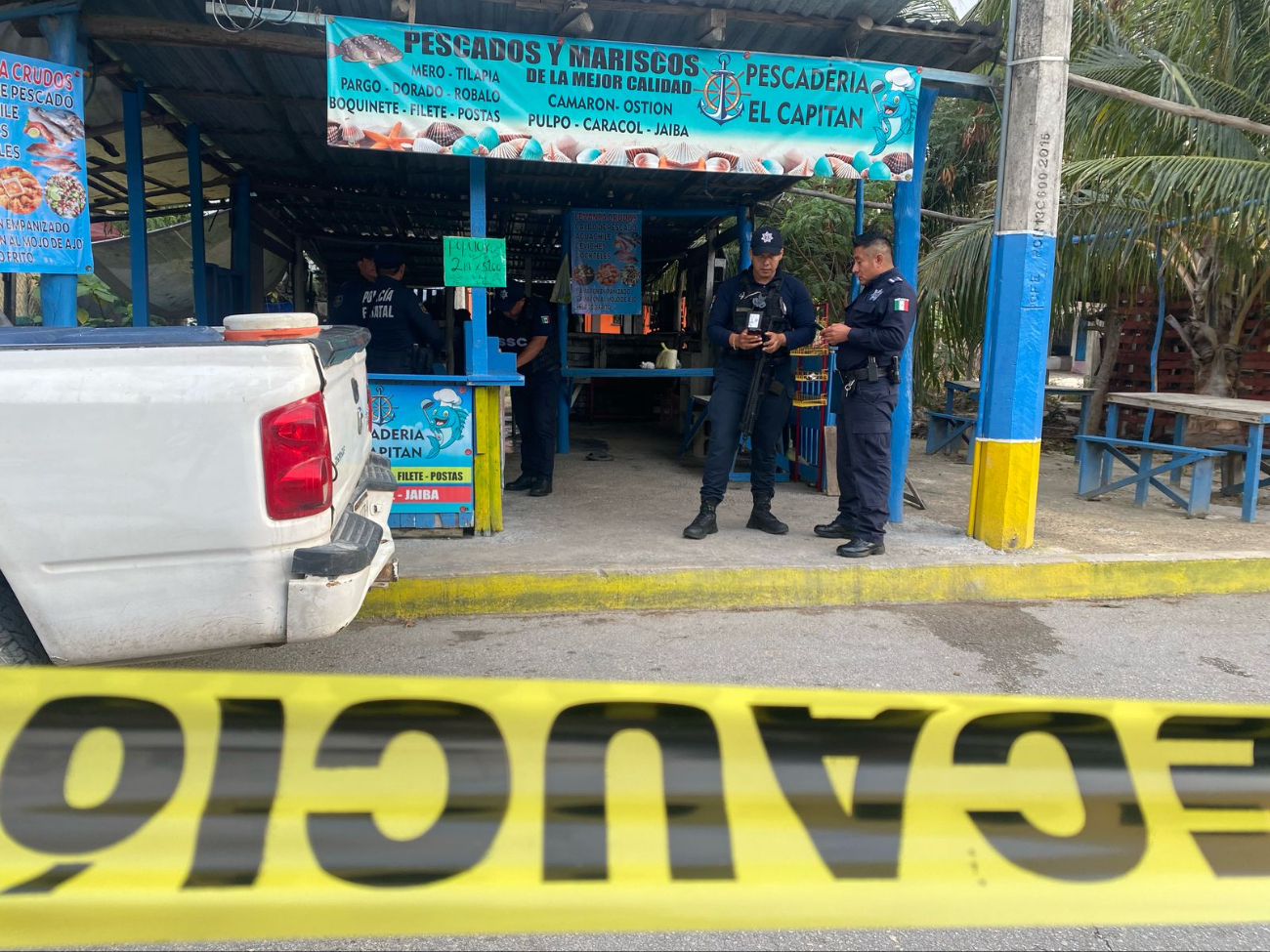 Asaltan pescadería en la región 236 de Cancún 