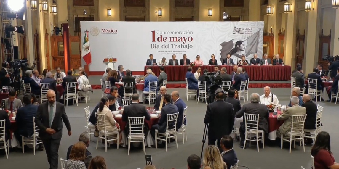 Presidenta Sheinbaum encabeza conmemoración del Día del Trabajo en Palacio Nacional junto a líderes sindicales y empresariales: EN VIVO