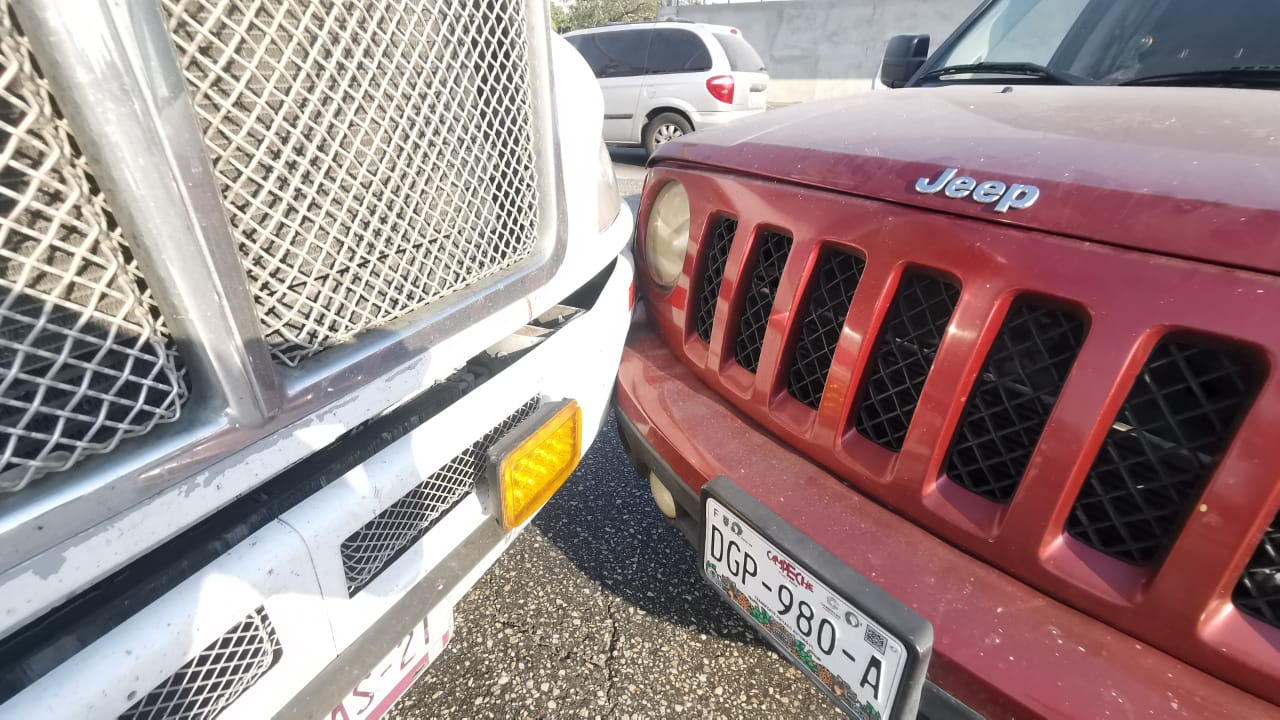 El impacto no dejó heridos, pero sí afectó el tránsito en plena hora pico El impacto no dejó heridos, pero sí afectó el tránsito en plena hora pico