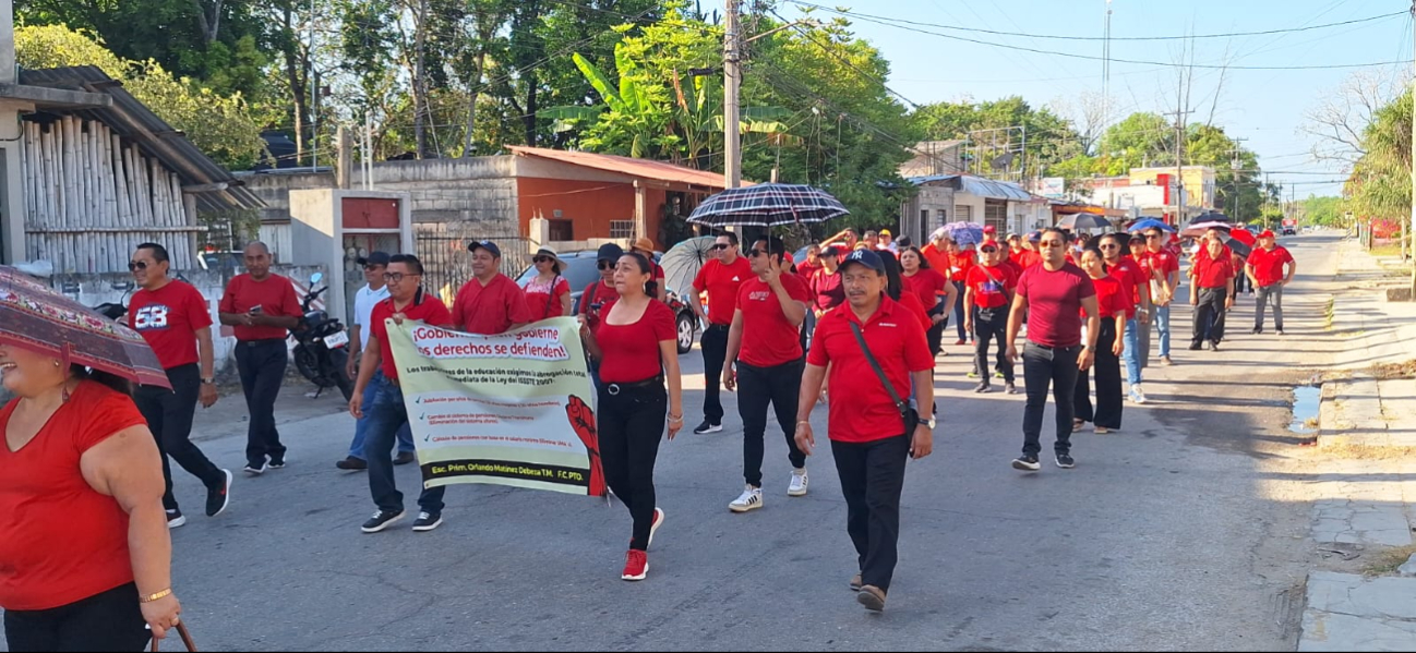 La marcha inició desde las 8:00 am, recorriendo la avenida Benito Juárez