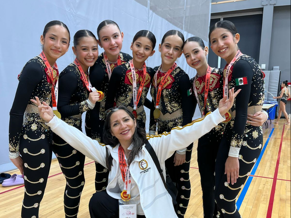 Ocho yucatecas de entre 12 y 14 años pusieron en alto el nombre del estado Ocho yucatecas de entre 12 y 14 años pusieron en alto el nombre del estado
