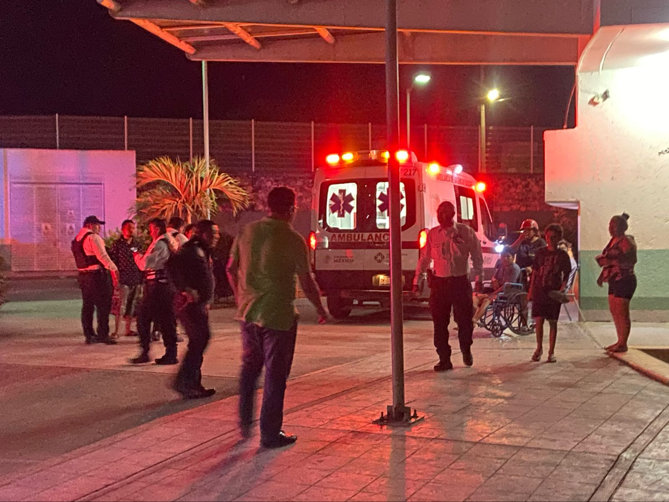 Un hombre en estado de ebriedad se lesionó el cuello con un objeto punzocortante