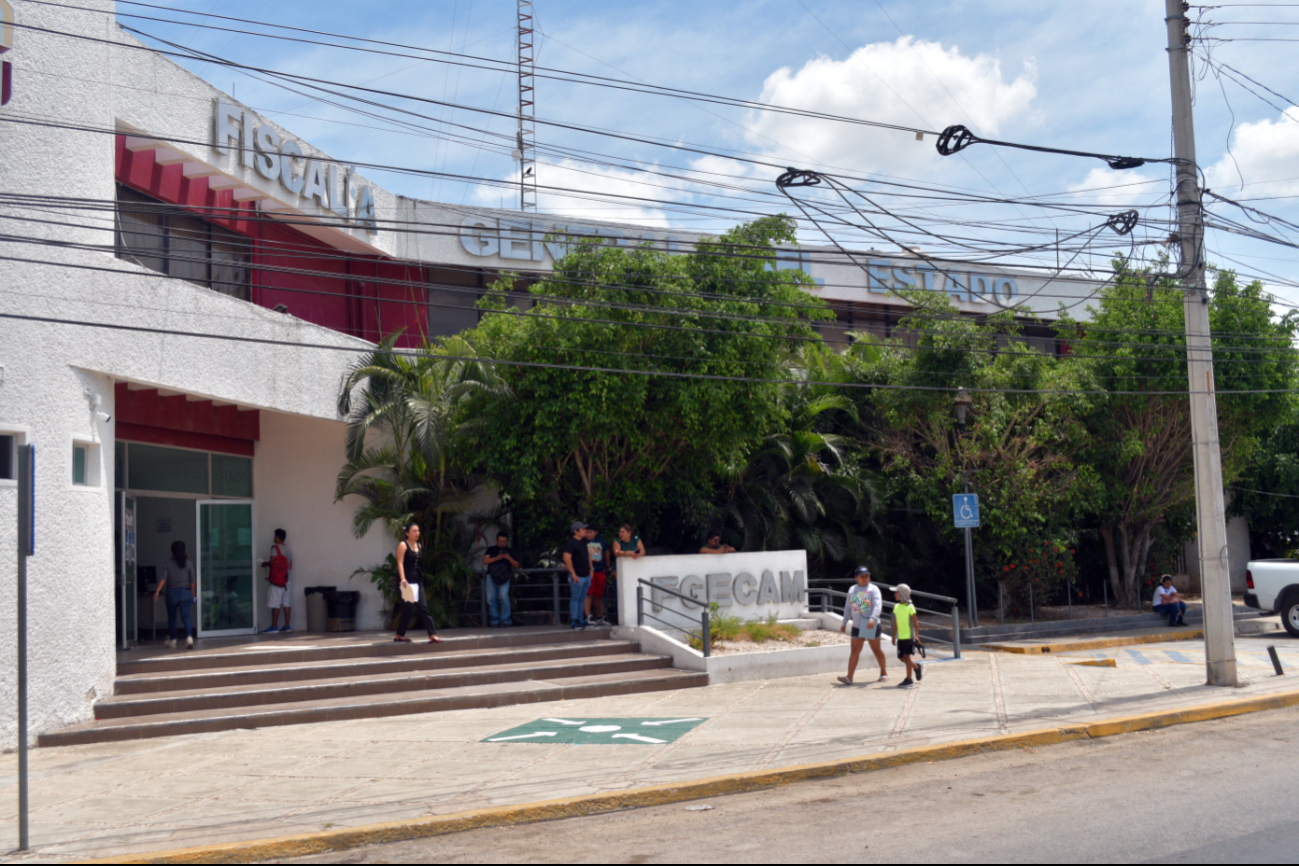 Un funcionario de la Seduc en Campeche fue denunciado por fraude con plazas falsas.