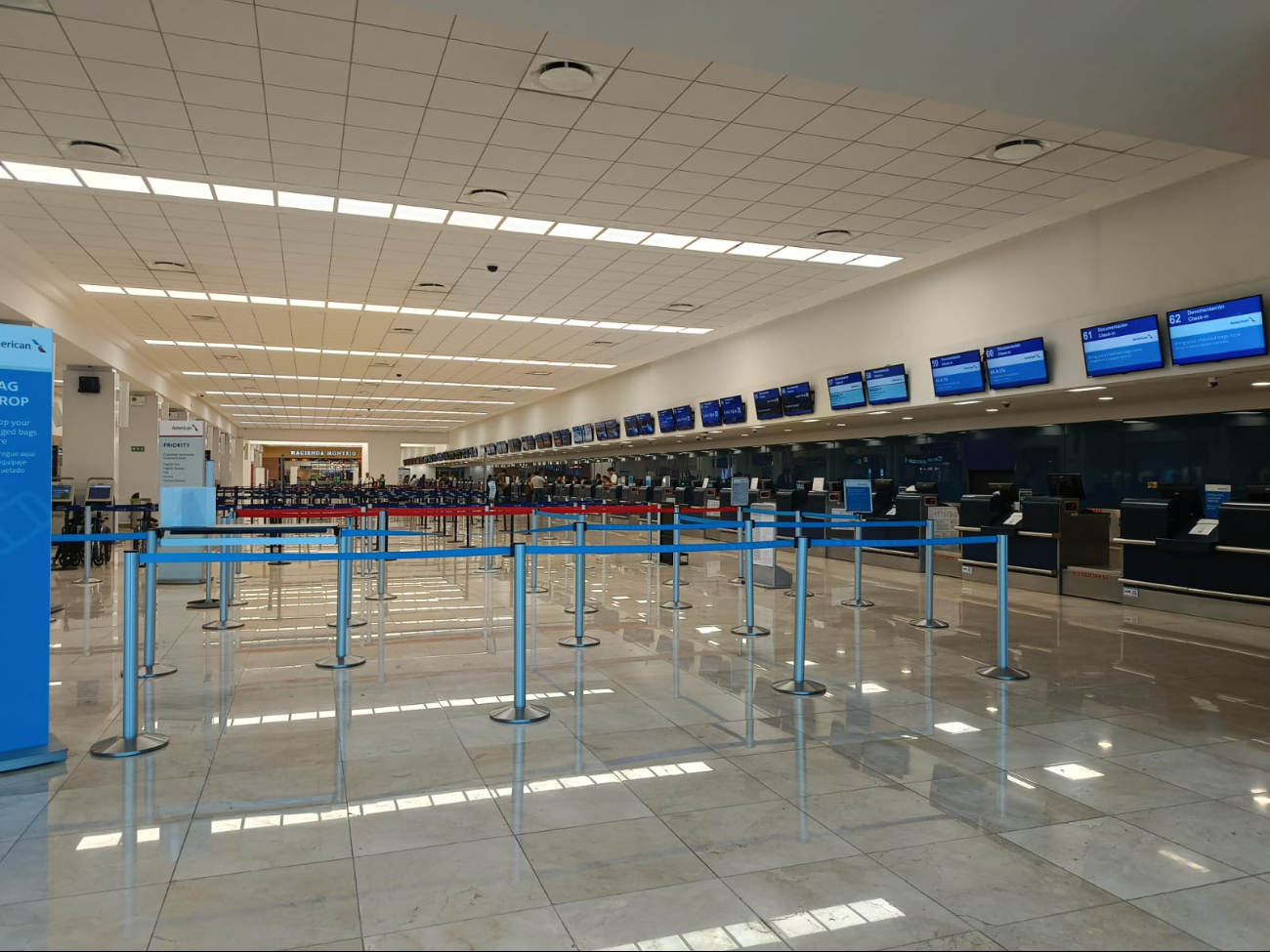 Hay baja afluencia de pasajeros en el aeropuerto de Mérida este lunes Hay baja afluencia de pasajeros en el aeropuerto de Mérida este lunes