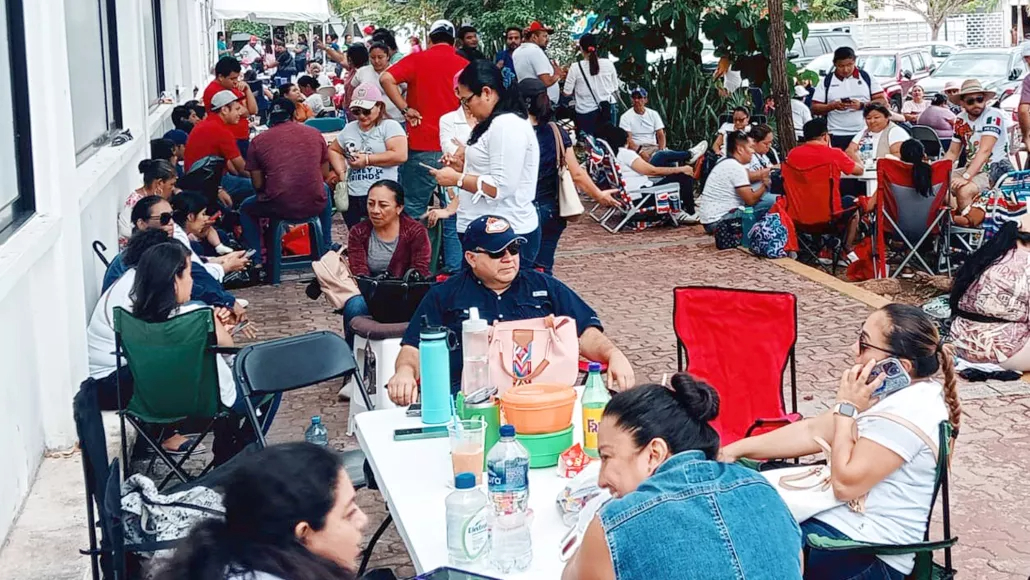 Al menos 50 delegados de Playa votaron a favor de integrarse a la manifestación Al menos 50 delegados de Playa votaron a favor de integrarse a la manifestación