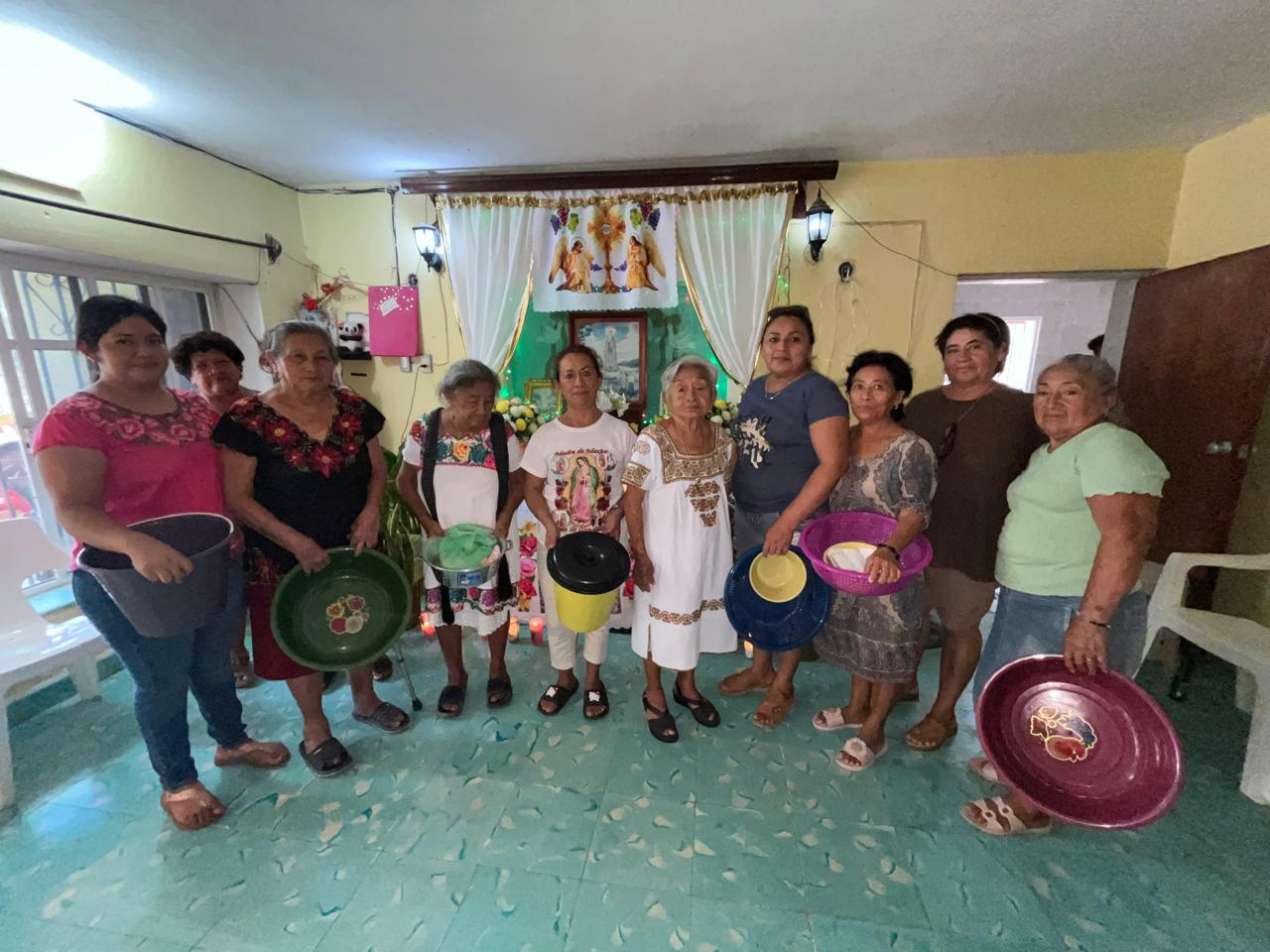 Doña “Hoti”, 60 años de fe a la Virgen de Fátima en Campeche Doña “Hoti”, 60 años de fe a la Virgen de Fátima en Campeche