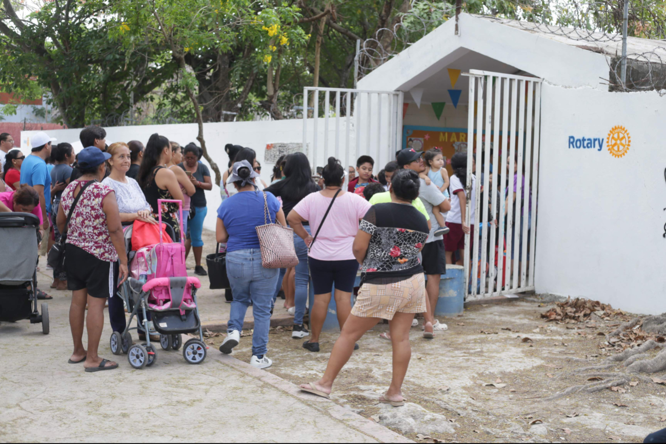 Padres de familia de Quintana Roo exigen a la Secretaría de Educación sancionar a los profesores por el paro magisterial