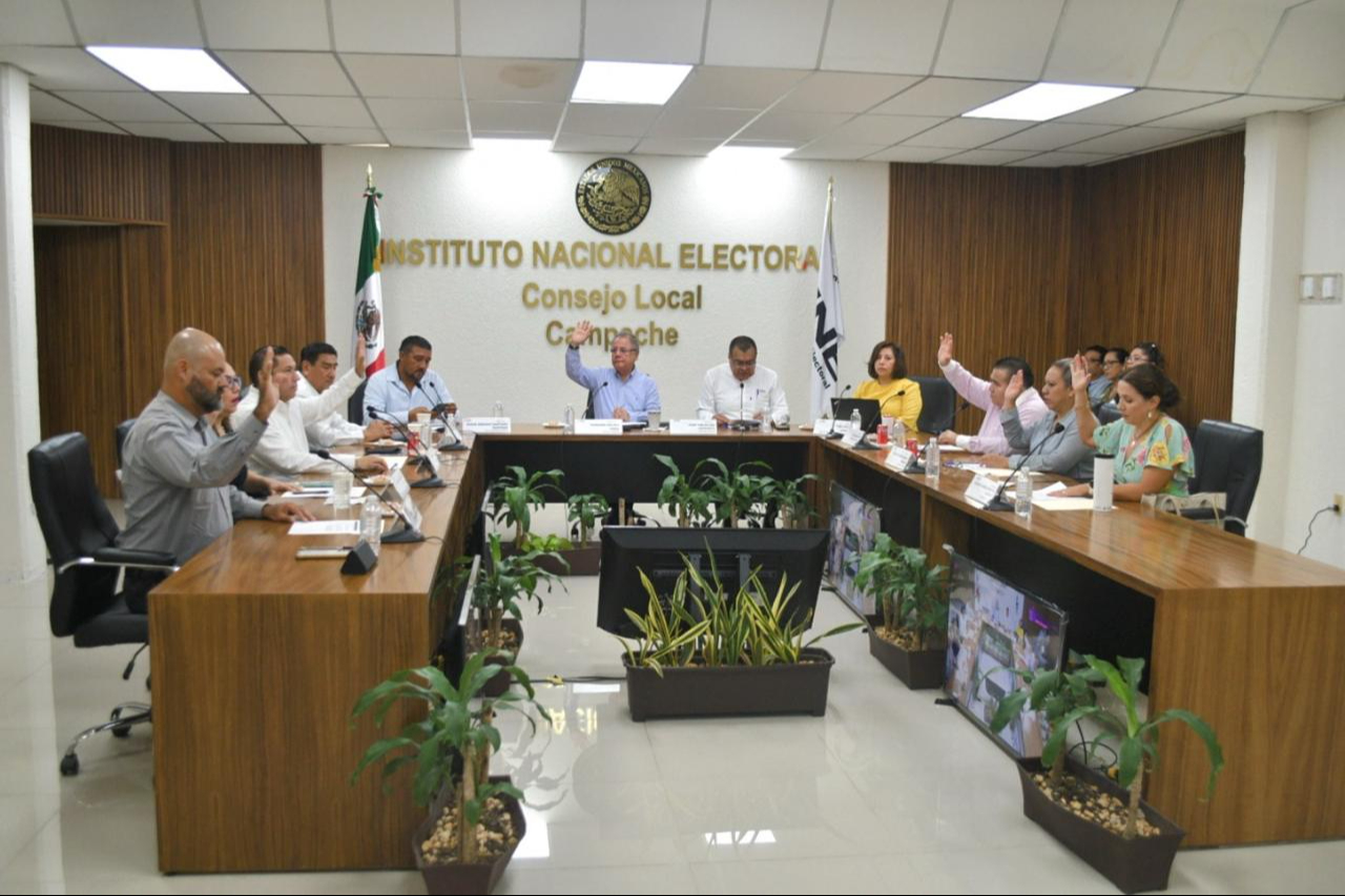 Actualmente hay 1,078 personas acreditadas como observadores electorales en Campeche. Actualmente hay 1,078 personas acreditadas como observadores electorales en Campeche.
