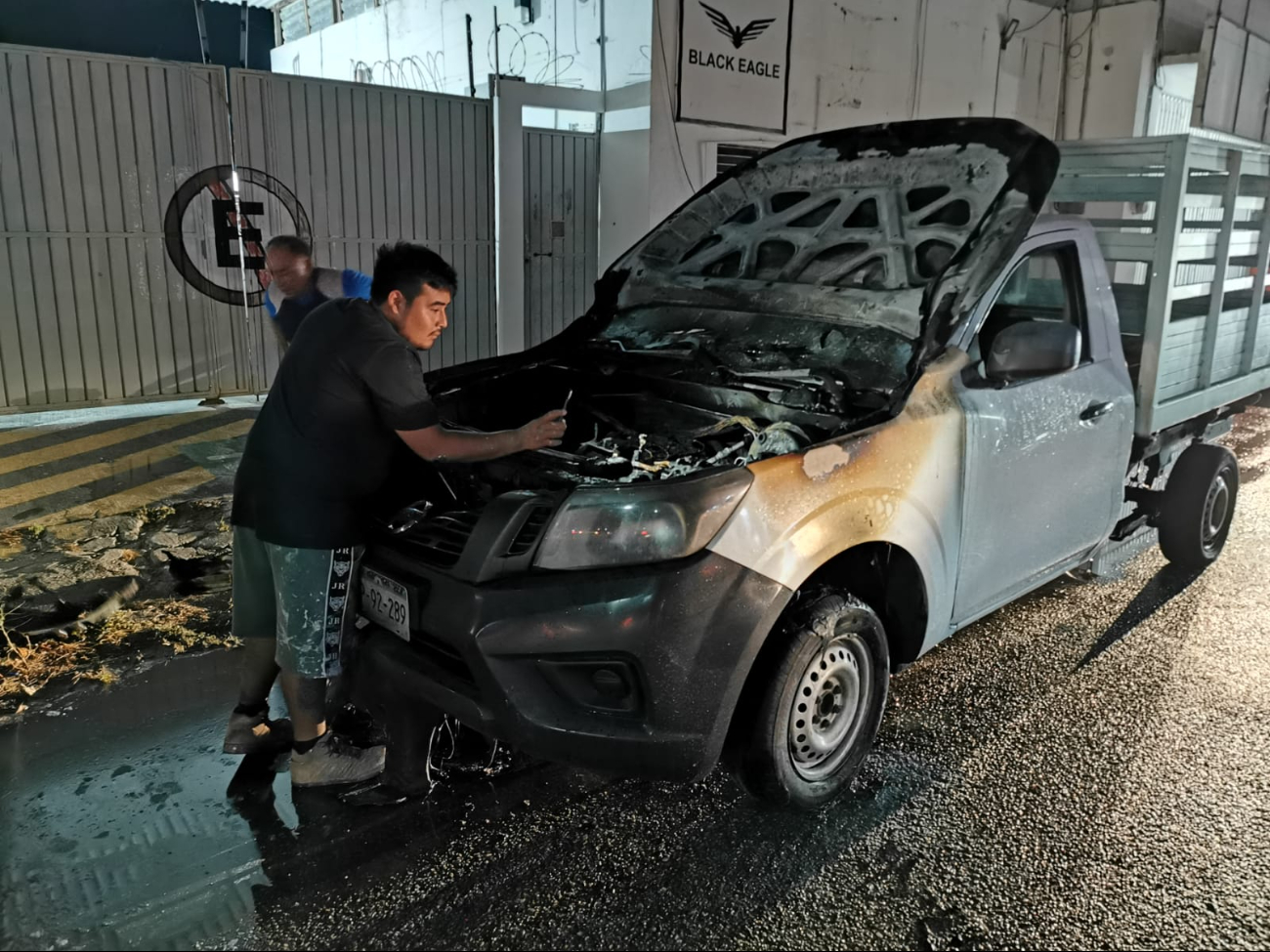 Cortocircuito, probable causa de incendio vehicular