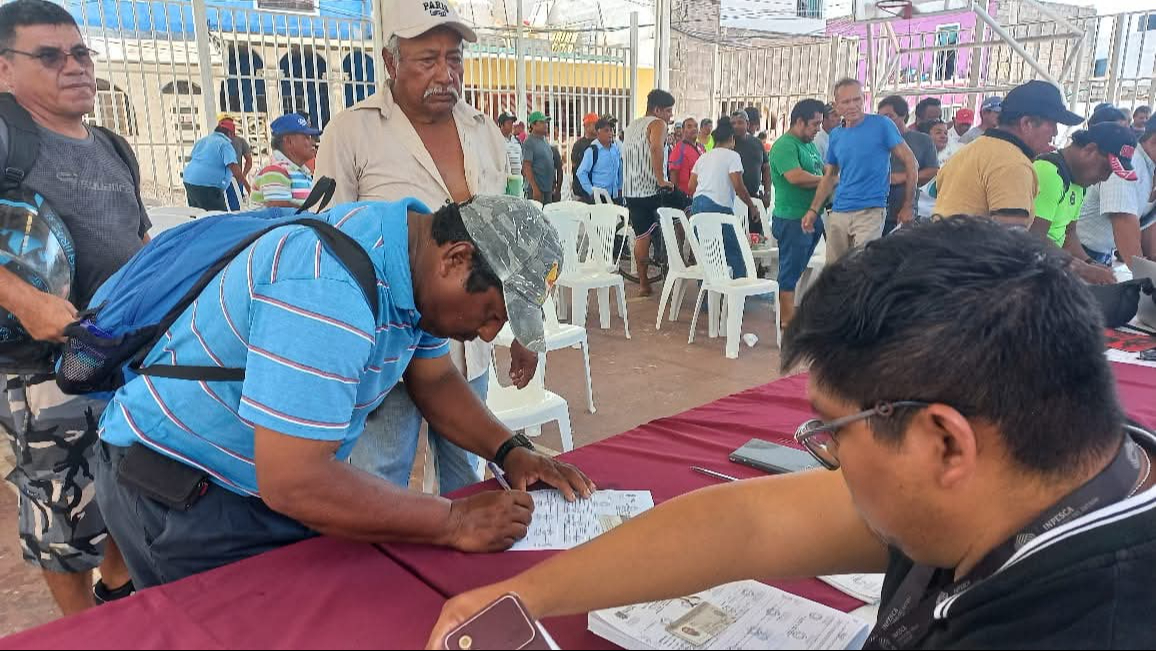 En el municipio de Carmen, se entregarán 2,865 despensas y 2,769 órdenes de pago. En el municipio de Carmen, se entregarán 2,865 despensas y 2,769 órdenes de pago.