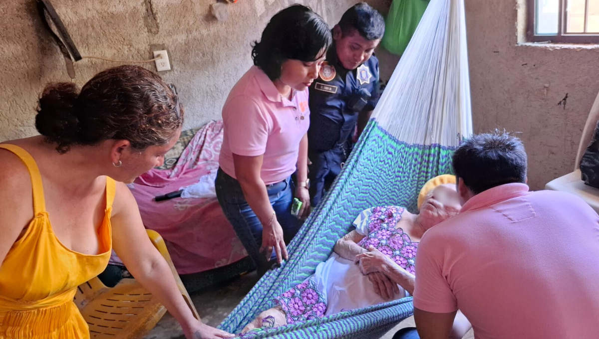 En un principio, la abuelita temía ser abandonada en el DIF. En un principio, la abuelita temía ser abandonada en el DIF.
