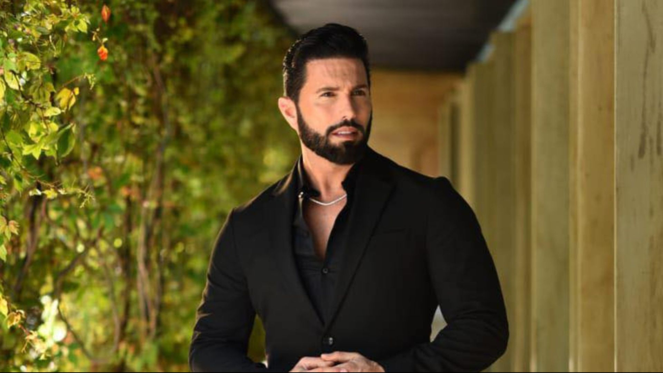Poncho De Nigris confesó que tuvo un corto romance con Angélica Vale Poncho De Nigris confesó que tuvo un corto romance con Angélica Vale