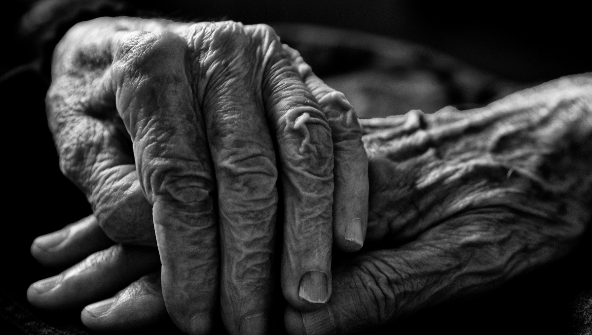Una mujer de 90 años fue víctima de un intento de estrangulamiento por parte de su nuera en el barrio de San Francisco. Una mujer de 90 años fue víctima de un intento de estrangulamiento por parte de su nuera en el barrio de San Francisco.