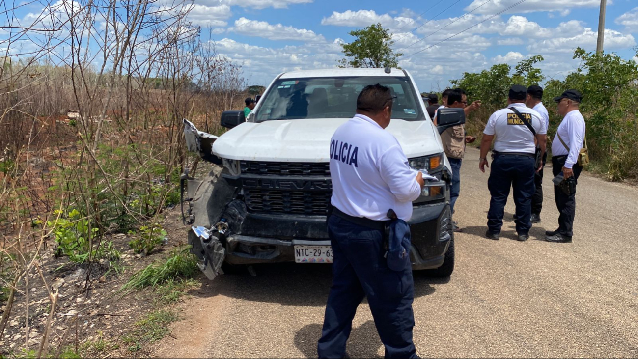 El choque fue causado por el exceso de velocidad y el intento de esquivar un bache. El choque fue causado por el exceso de velocidad y el intento de esquivar un bache.