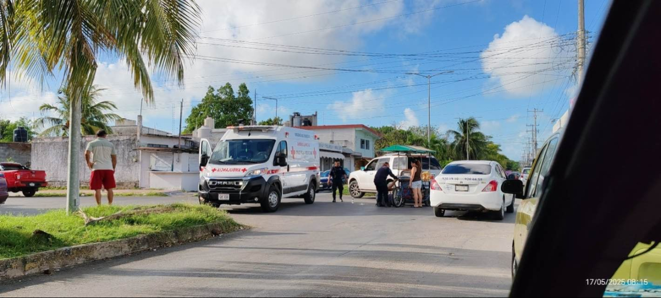 Vendedor ambulante es víctima de accidente vehicular Vendedor ambulante es víctima de accidente vehicular