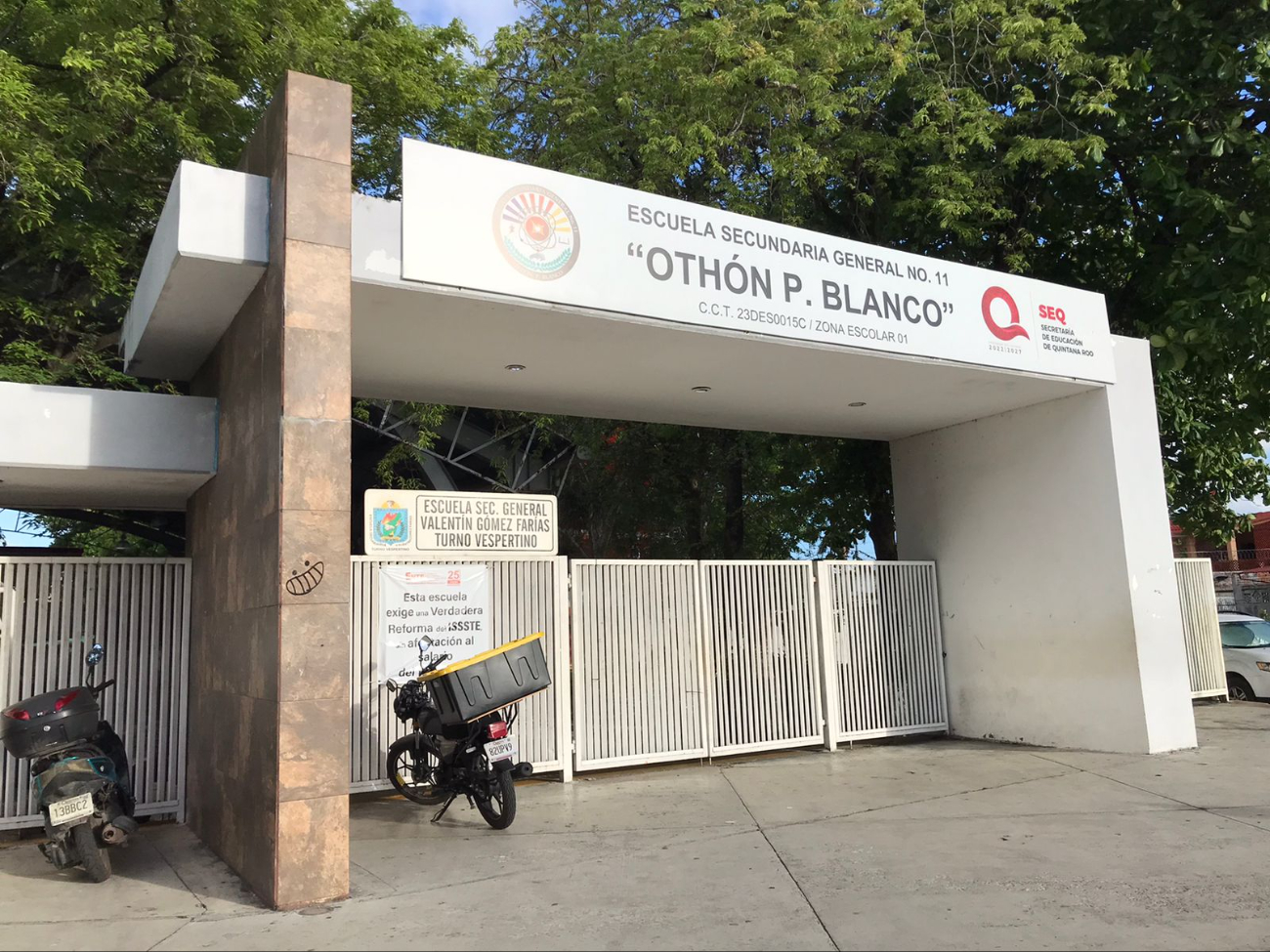 En algunas escuelas, desde el regreso del periodo vacacional por Semana nunca suspendieron clases En algunas escuelas, desde el regreso del periodo vacacional por Semana nunca suspendieron clases