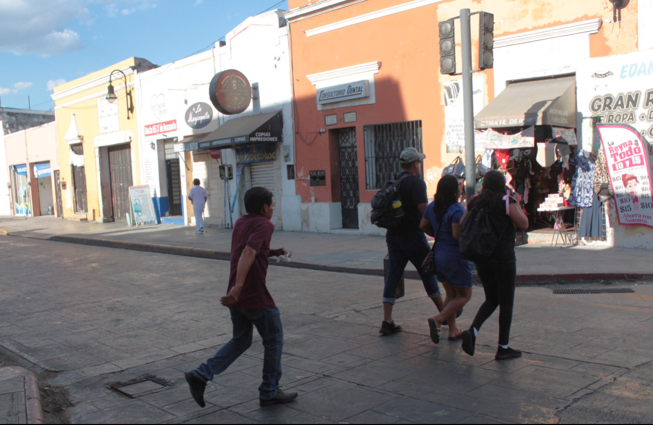 Es necesario actualizar los esquemas semafóricos para garantizar cruces seguros en Mérida