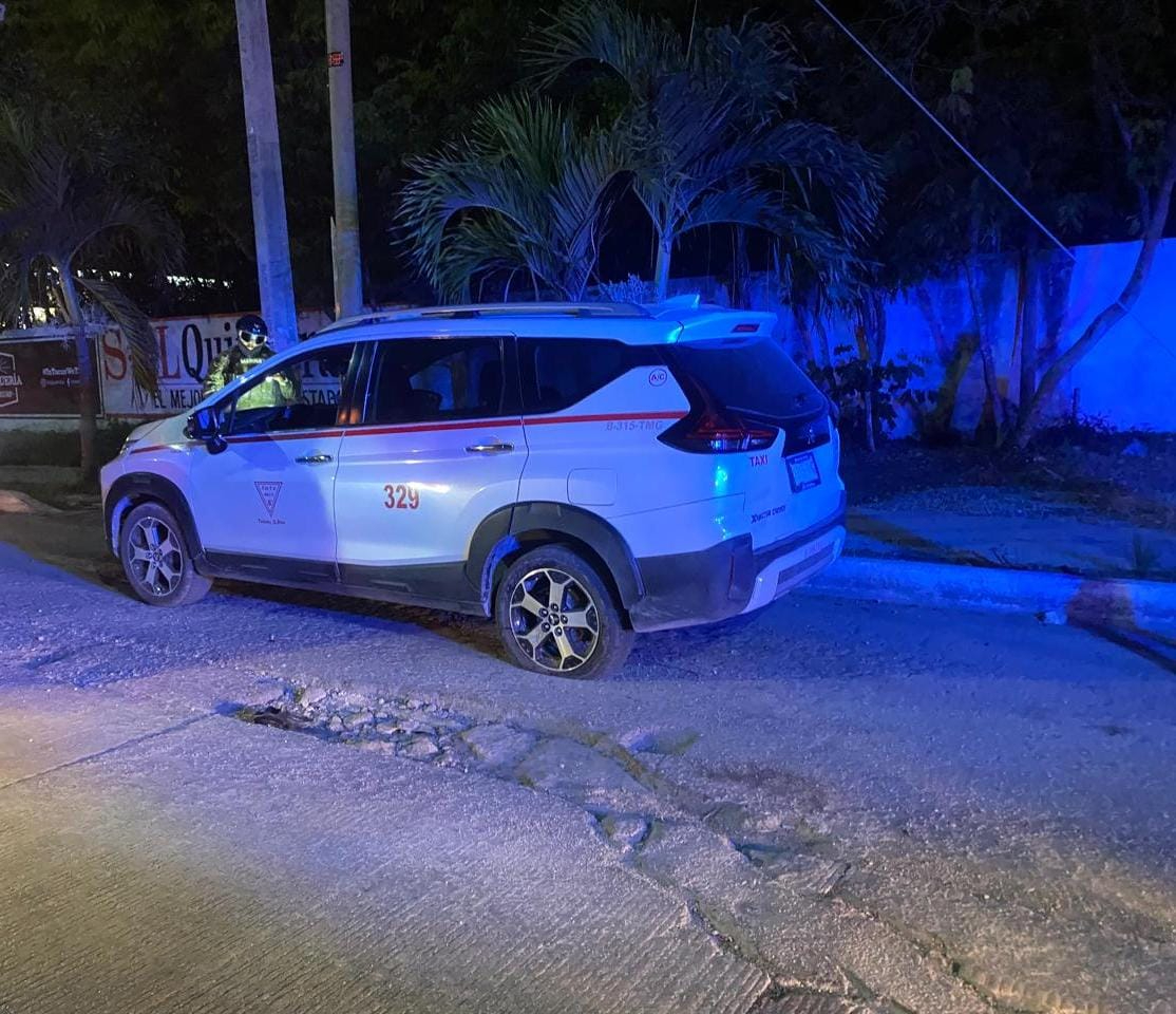 Mujer taxista sufre presunto levatón en Tulum; hallan su unidad abandonada