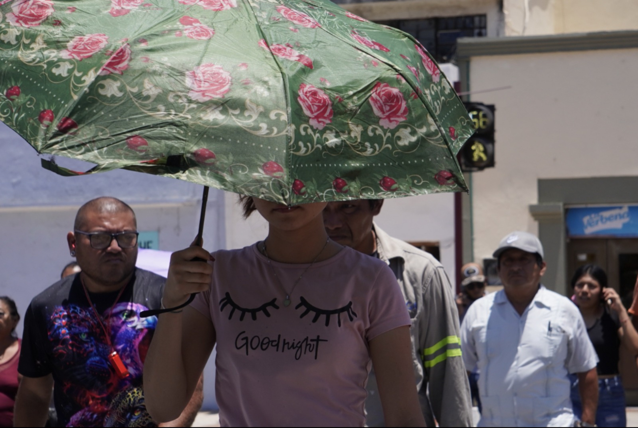 La temperatura más extrema de Campeche ha sido 47°C, registrada en Uzahzil-Edzná. La temperatura más extrema de Campeche ha sido 47°C, registrada en Uzahzil-Edzná.