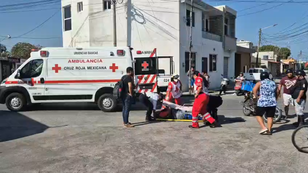 Imprudencia vial deja repartidor herido en Champotón Imprudencia vial deja repartidor herido en Champotón