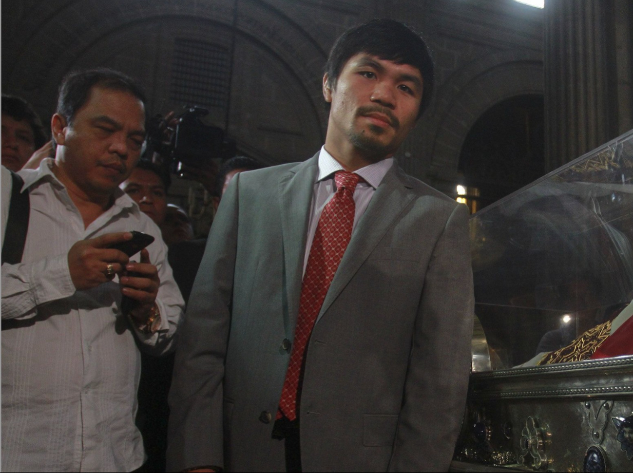 ¡Regresa leyenda del box! Manny Pacquiao se pone los guantes de nuevo para subir al ring