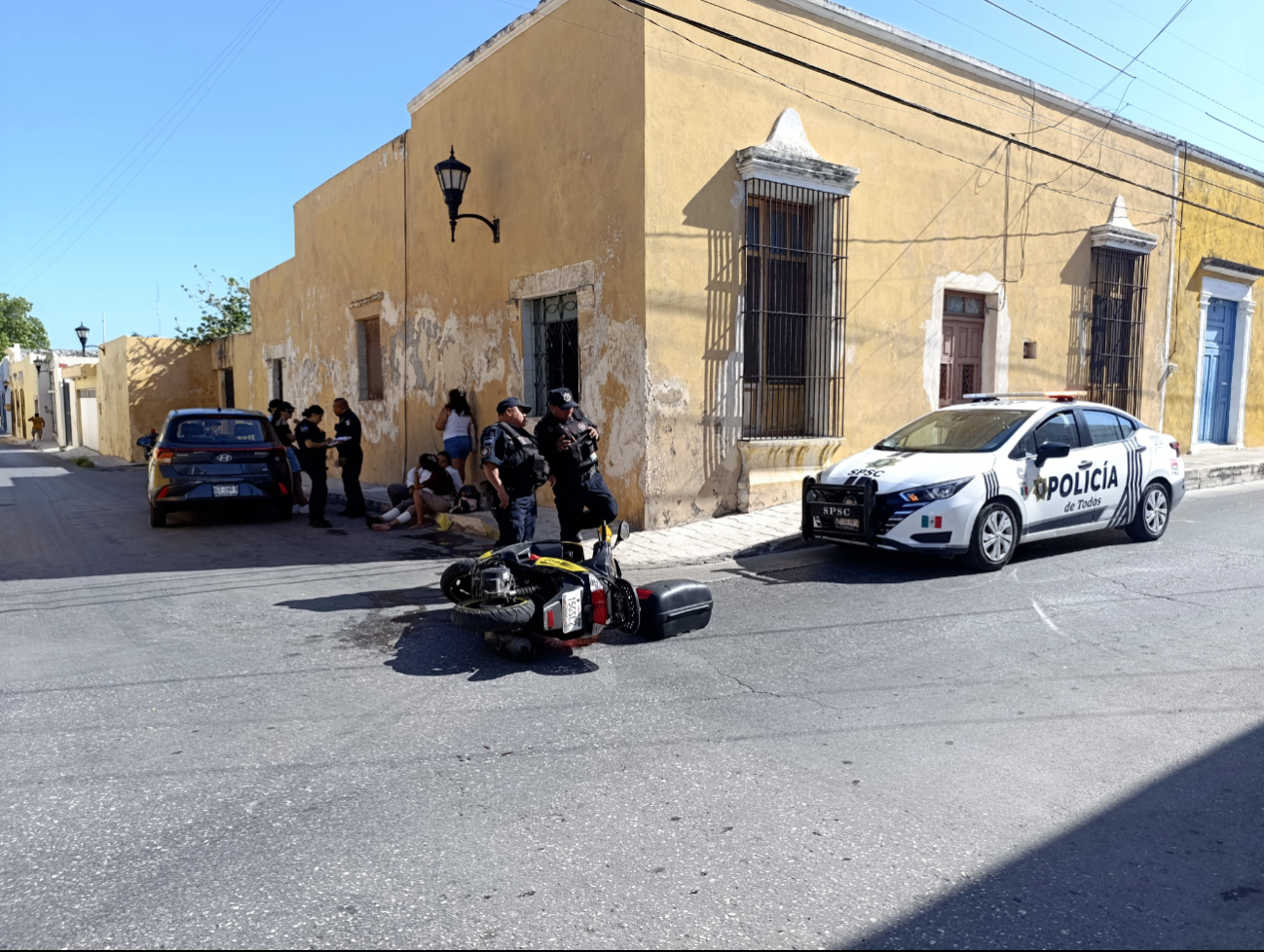 Imprudencia vial en Campeche provoca accidente con saldo de una mujer lesionada Imprudencia vial en Campeche provoca accidente con saldo de una mujer lesionada