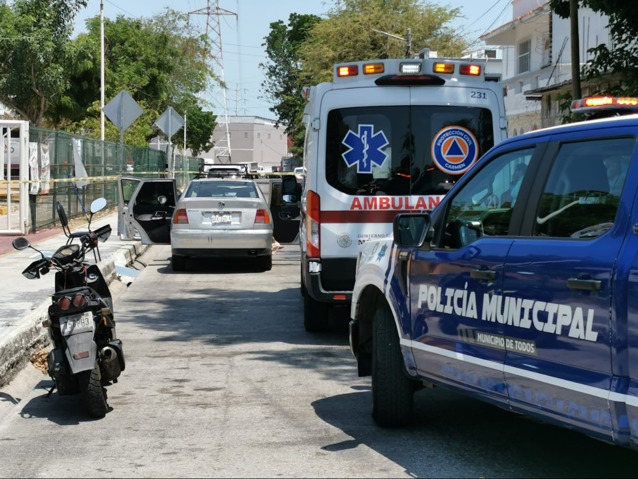 Tragedia en Ciudad del Carmen: Menor fallece dentro de un auto camino al hospital