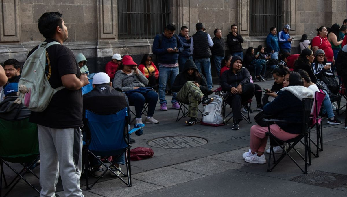 CNTE exige reunión inmediata con Sheinbaum tras bloquear Palacio Nacional: “No más mesas dilatorias”