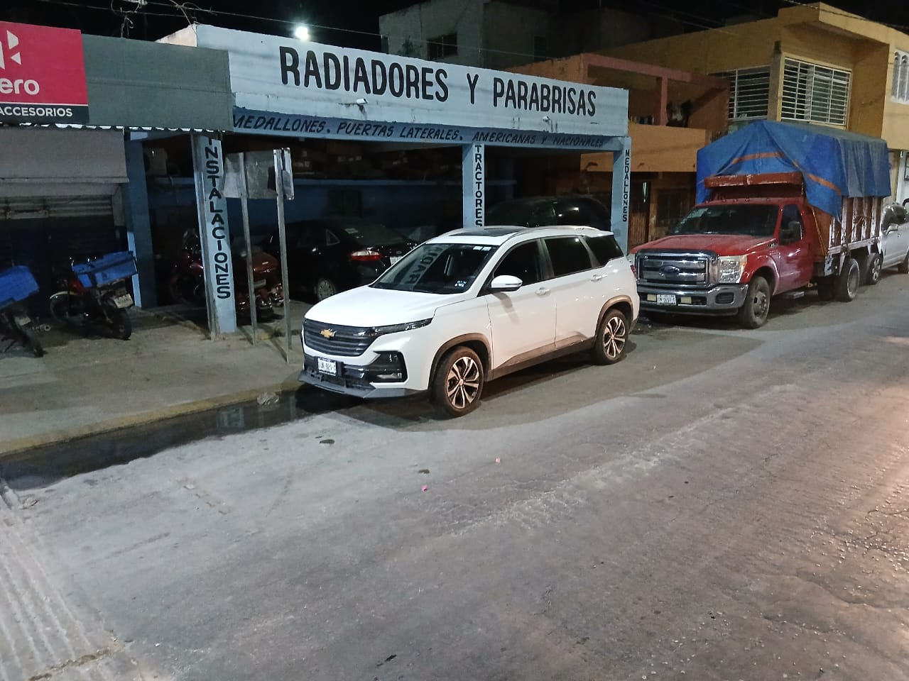 Los detenidos tenían armas de fuego y cartuchos útiles en su poder. Los detenidos tenían armas de fuego y cartuchos útiles en su poder.