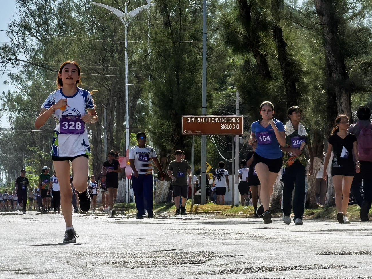 Carrera estudiantil en Ciudad del Carmen promueve estilos de vida saludables Carrera estudiantil en Ciudad del Carmen promueve estilos de vida saludables
