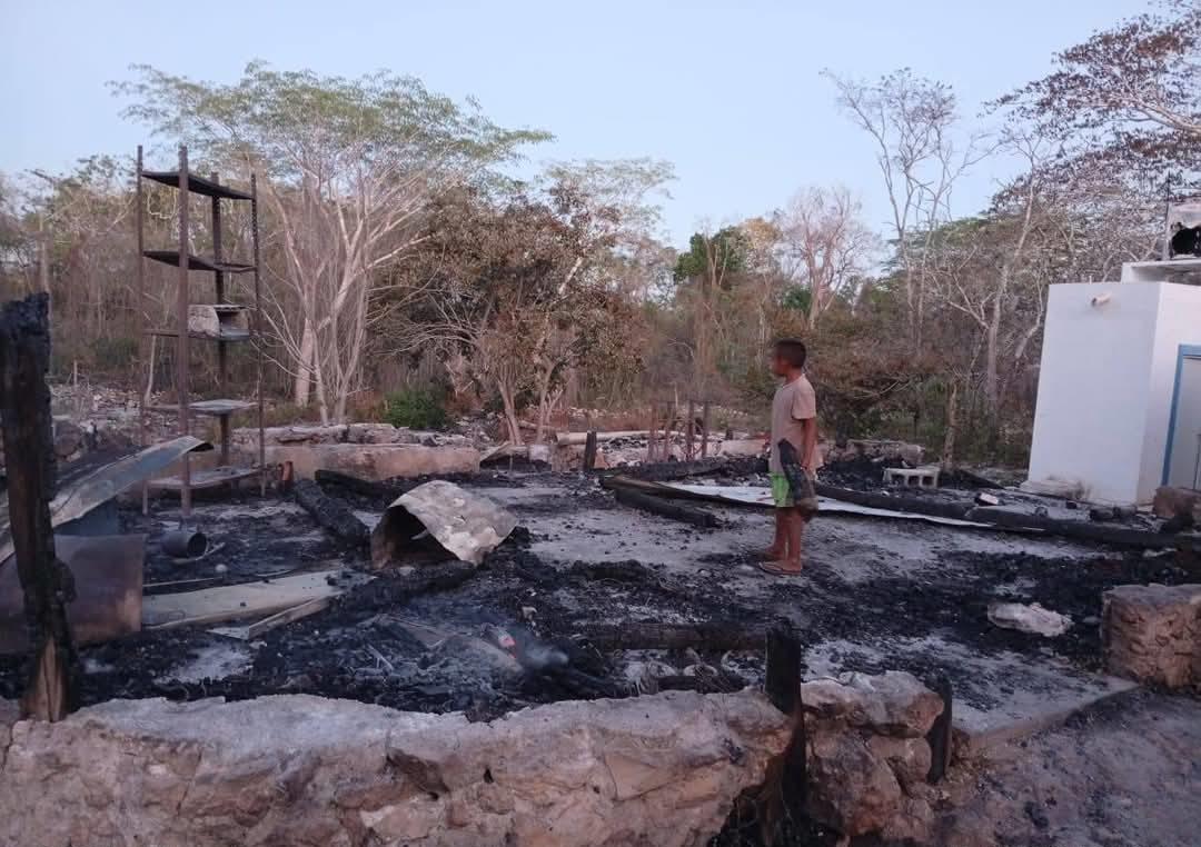 Estos artefactos han causado varios incendios que dejan destrucción total en casas y otras estructuras. Estos artefactos han causado varios incendios que dejan destrucción total en casas y otras estructuras.