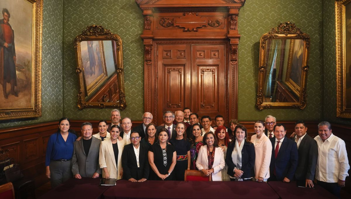 Claudia Sheinbaum se reúne con gobernadores para fortalecer IMSS-Bienestar y garantizar atención médica gratuita