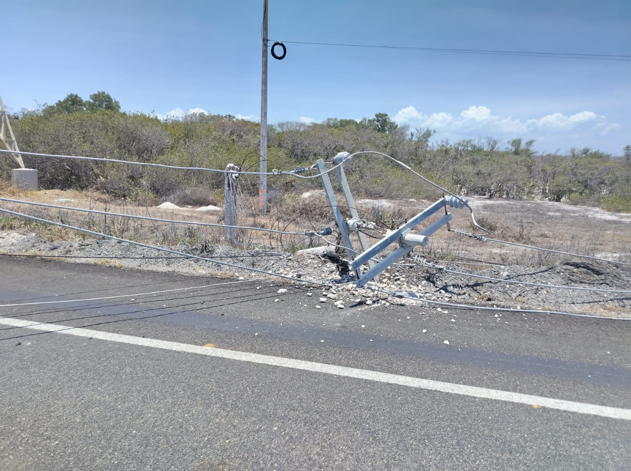 Protección Civil alerta sobre infraestructura eléctrica colapsada en el municipio Protección Civil alerta sobre infraestructura eléctrica colapsada en el municipio