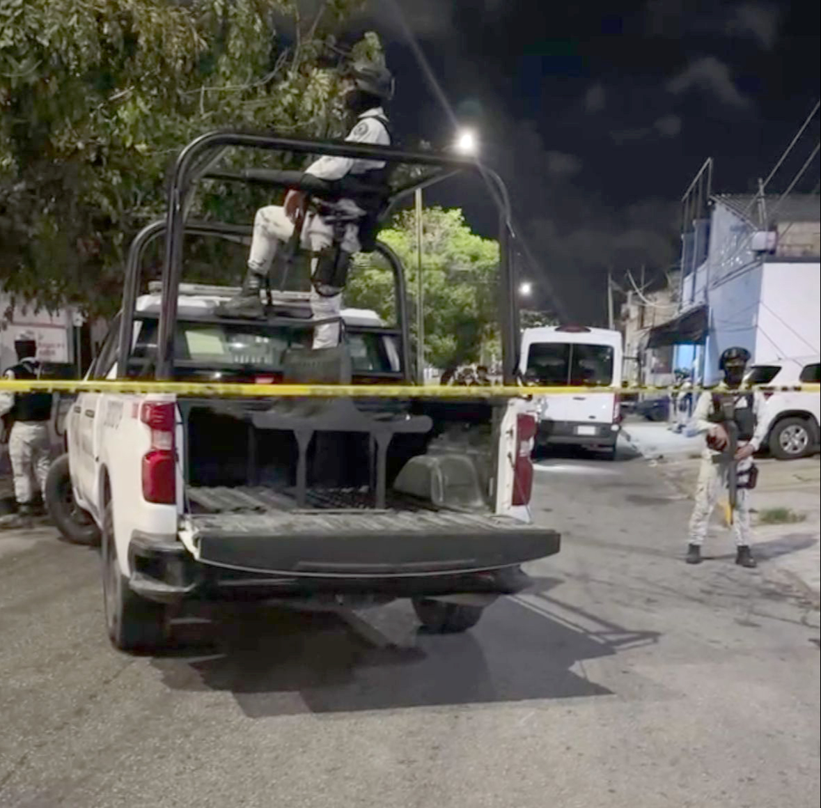 Catean bar “Teresita” en Cancún: Rescatan a 15 mujeres víctimas de trata  