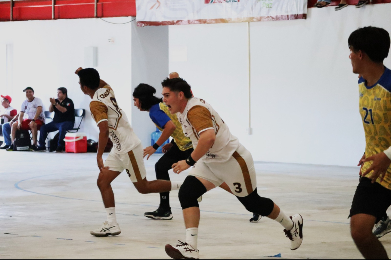 Alejandro Puch de Calkiní competirá en el Mundial de Handball Sub-15 en Egipto. Alejandro Puch de Calkiní competirá en el Mundial de Handball Sub-15 en Egipto.