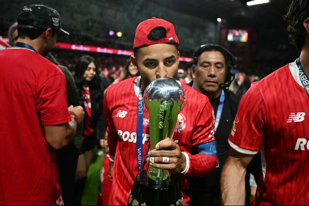 Alexis Vega vive su mejor momento y fue el líder del nuevo campeón del futbol mexicano.