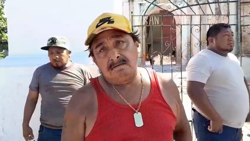 Alarifes de la CTM exigen ser contratados en restauración de parroquia en Calkiní   