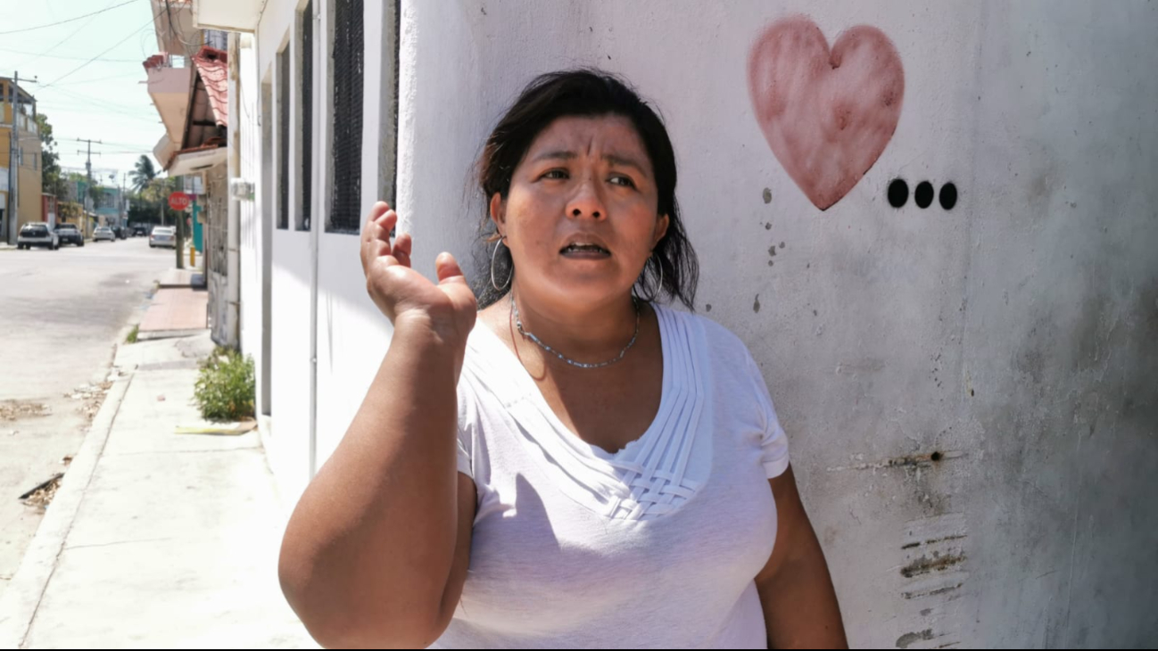 Vecinos denuncian a una mujer agresiva en la colonia Héctor Pérez Martínez. Vecinos denuncian a una mujer agresiva en la colonia Héctor Pérez Martínez.