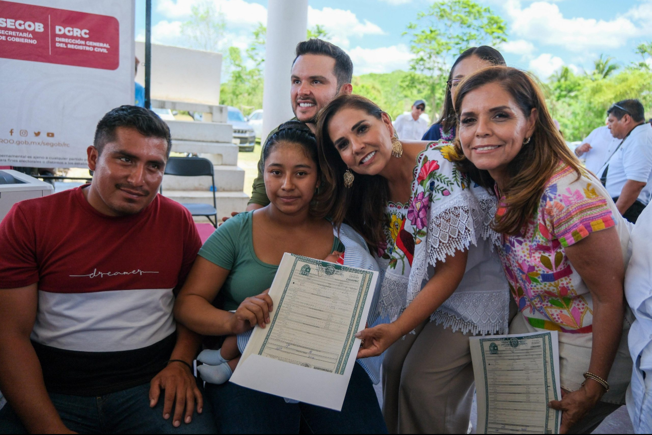 Gobernadora de Quintana Roo lleva más de 40 servicios gratuitos a Nuevo Canaán   