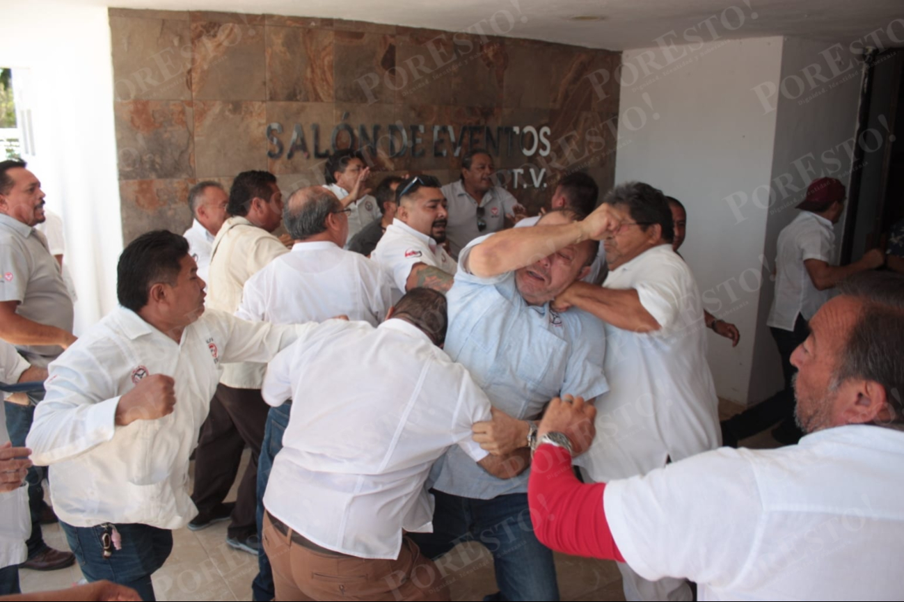 Asamblea del sindicato de taxistas de Yucatán termina en zafarrancho