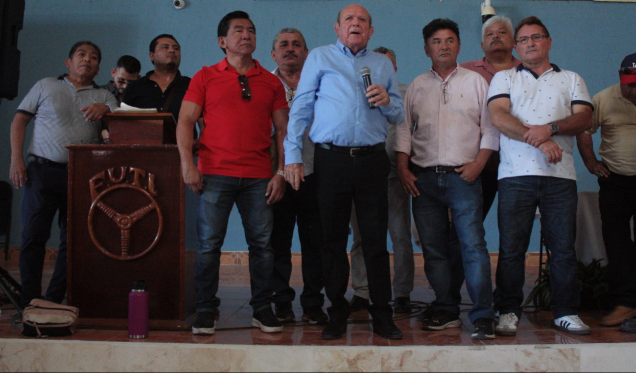 Sindicato de taxistas de Yucatán, fracturado; socios acusan  falta de transparencia,  división  y corrupción institucionalizada