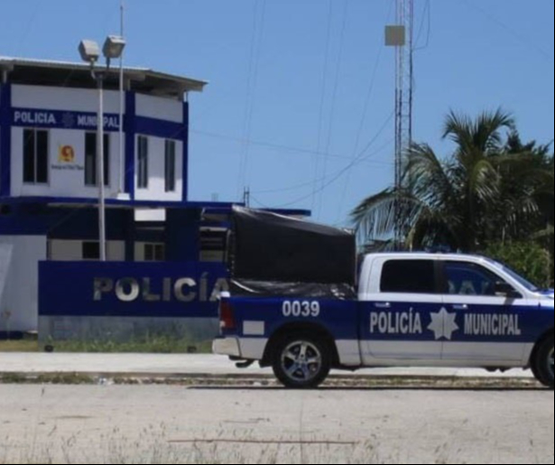 Continúan accidentes vehiculares a la orden del día en Chetumal Continúan accidentes vehiculares a la orden del día en Chetumal