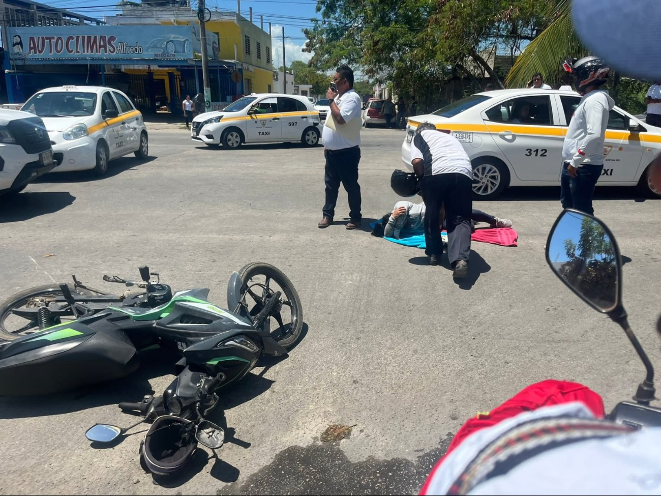 Continúan accidentes vehiculares a la orden del día en Chetumal Continúan accidentes vehiculares a la orden del día en Chetumal