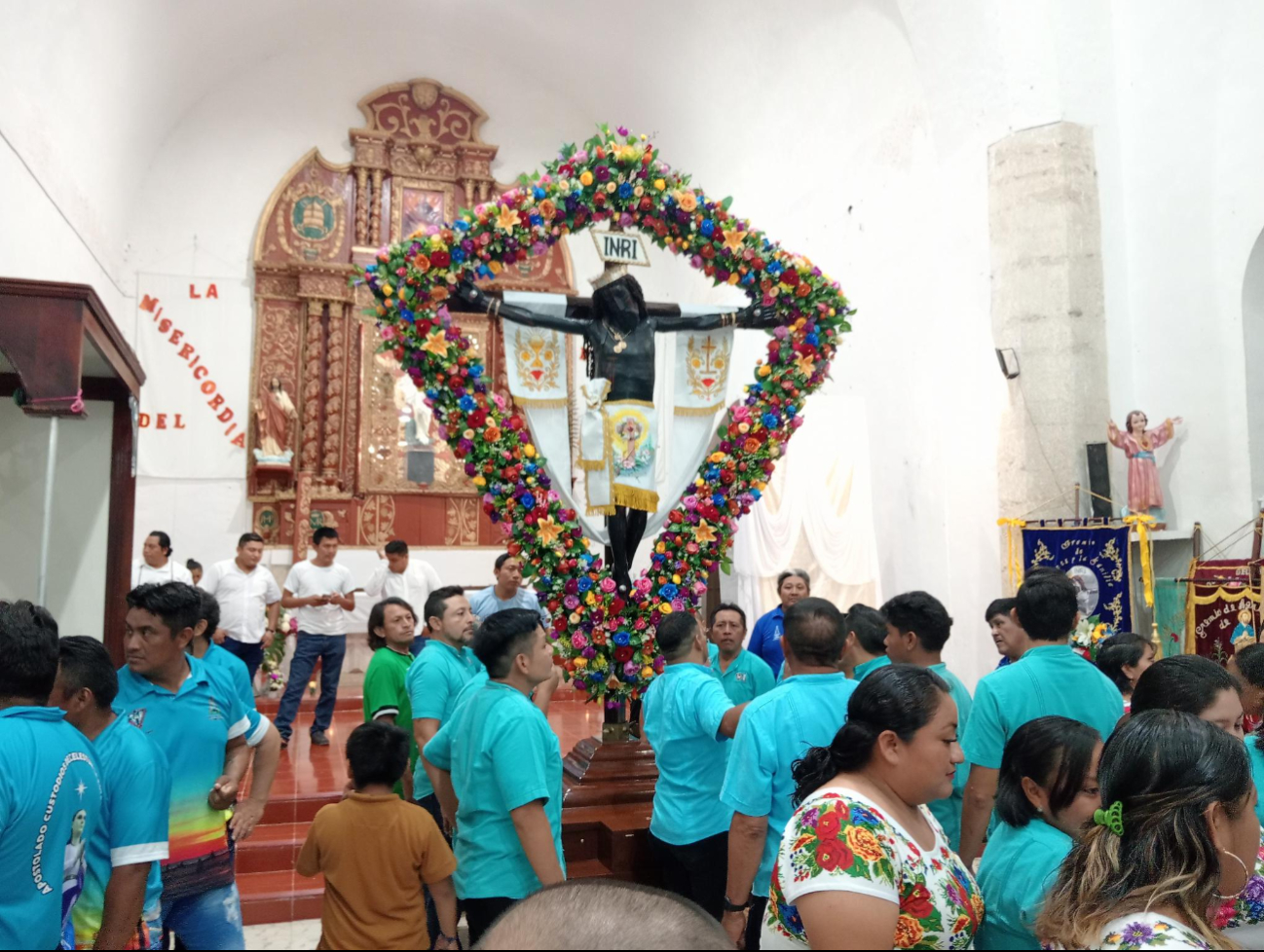 El Cristo Negro del Amor es una imagen muy querida y respetada por la gente de la localidad y los pueblos vecinos El Cristo Negro del Amor es una imagen muy querida y respetada por la gente de la localidad y los pueblos vecinos